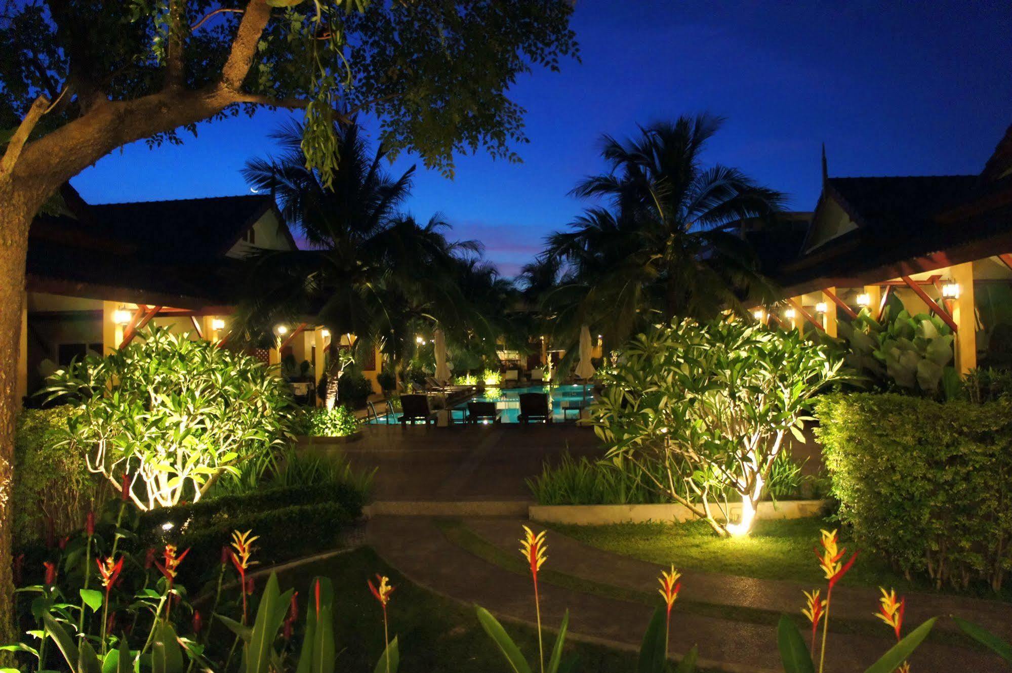 Le Piman Resort Rawai Exterior photo